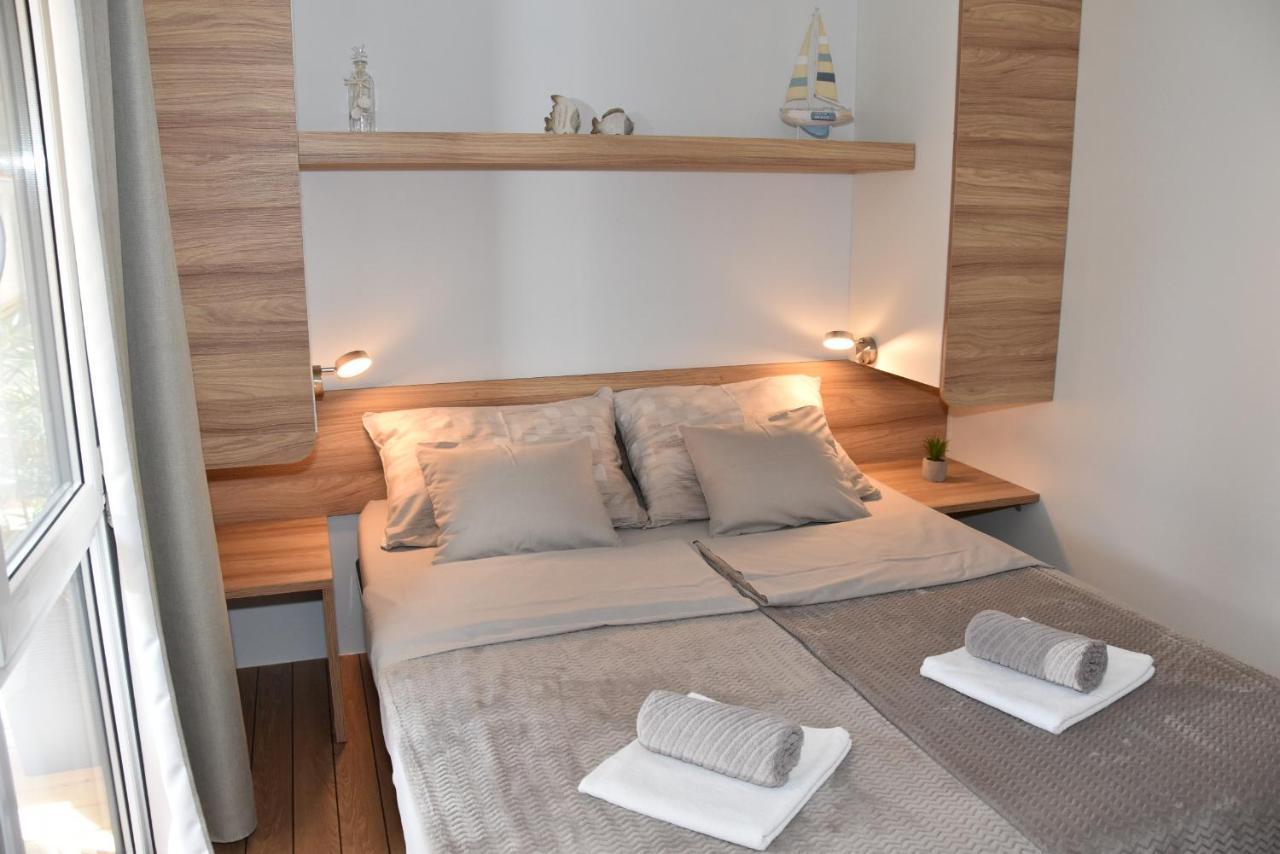 Mobile Home Starfish IV Camp Biograd بيوغْغاد نا موغو المظهر الخارجي الصورة